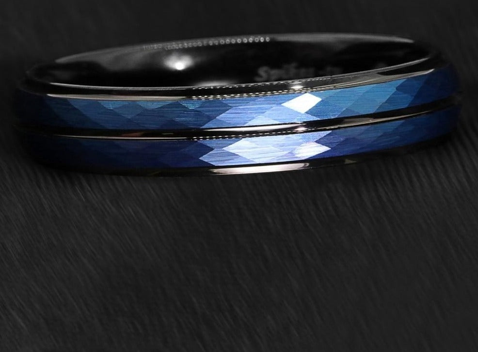 Men's 6mm Hammered Blue Black Inner Tungsten Carbide Ring